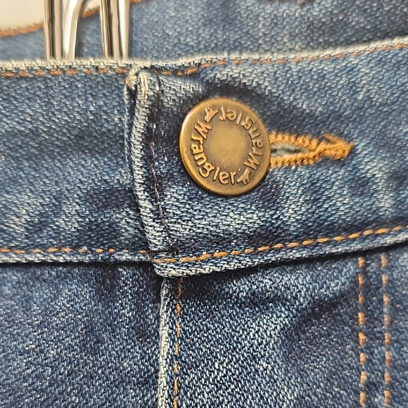 Vintage Wrangler Women's Classic Blue Straight Leg Jeans - Picture 5 of 6